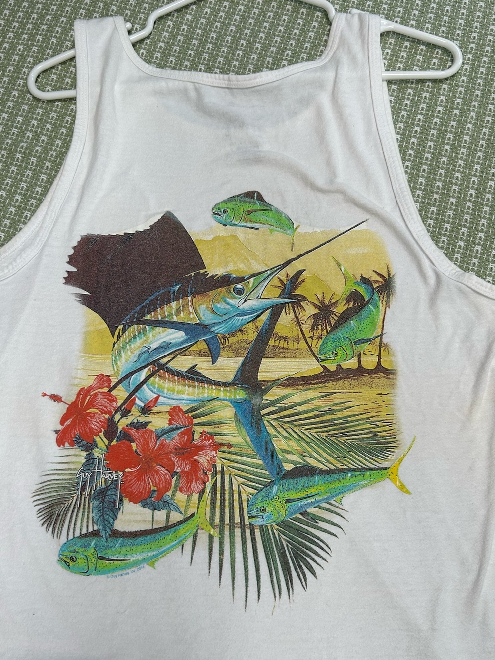 GUY HARVEY Tropical Fish Print Tank Top - White. Reptile Shark Swordfish artwork